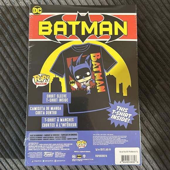 Batman "The Caped Crusader" Boxed Tee - Picture 4 of 4